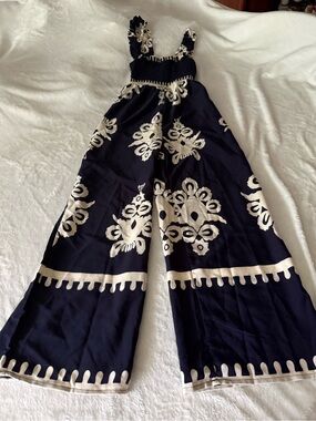 Shein Navy Blue Wide Leg White Pattern Retro Smocked Jumpsuits Size 2 XS